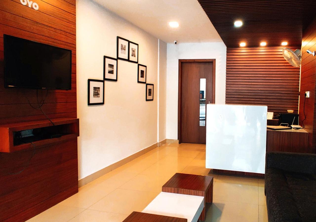The Reach Hotel Kochi Exterior photo